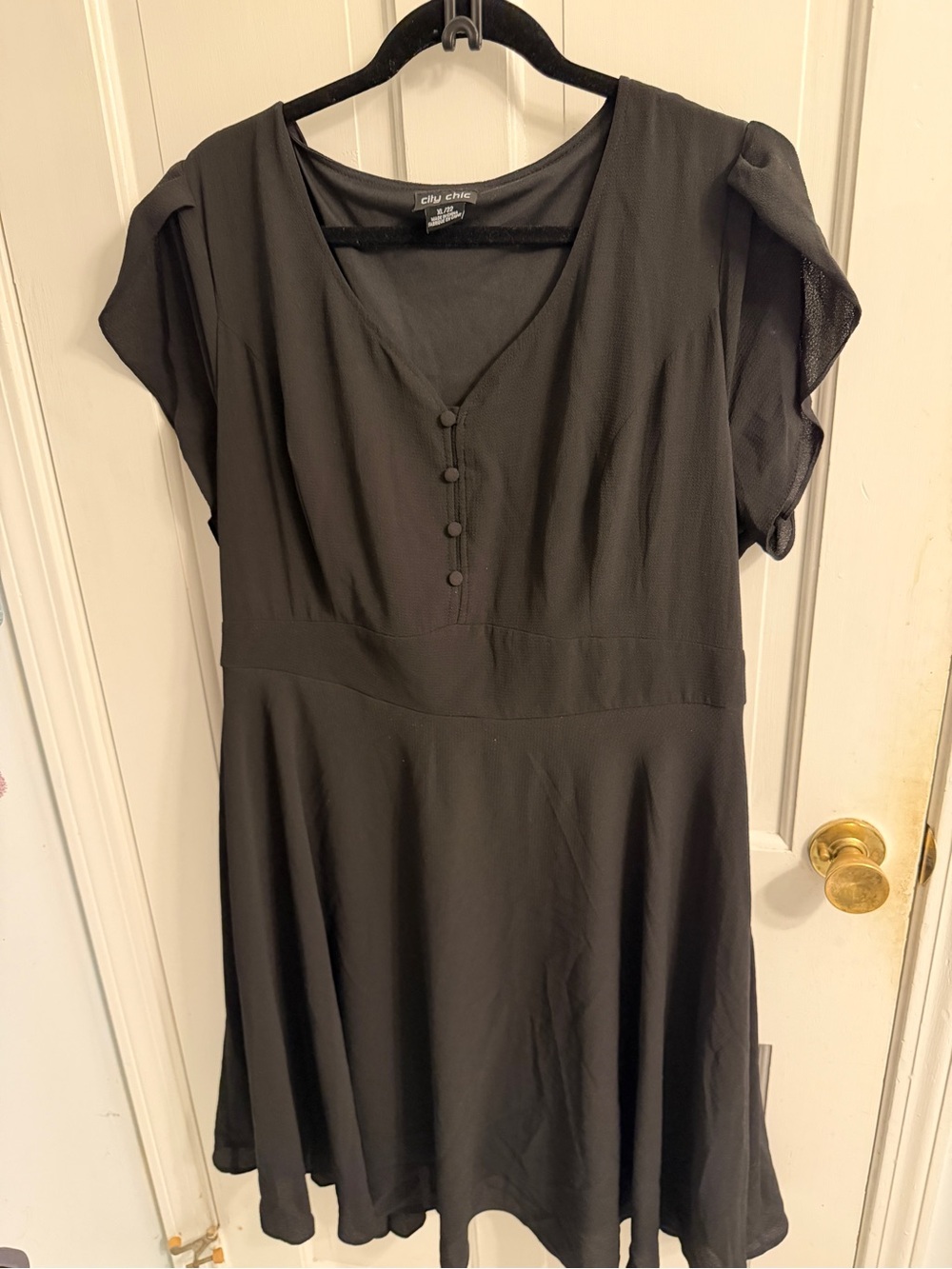 City Chic Black crepe V-Neck A-Line Dress